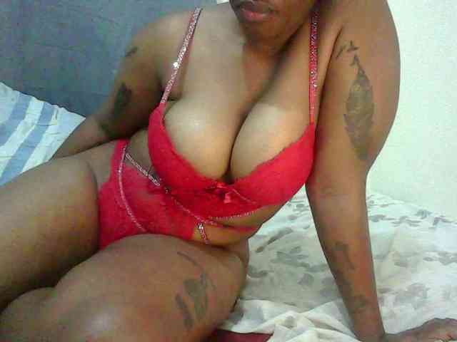 Sweetass24 webcam