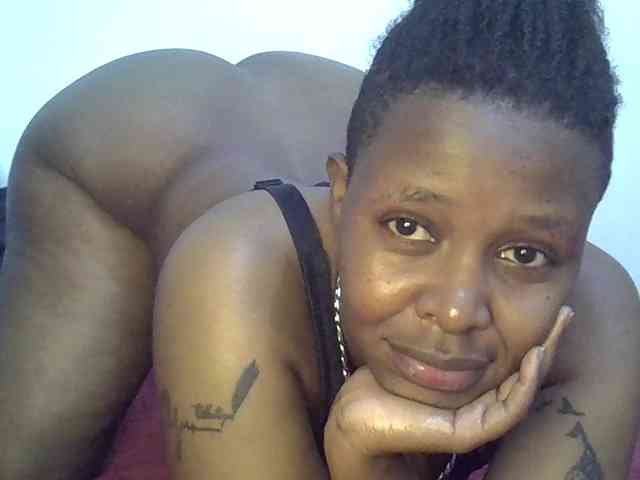 Sweetass24 webcam