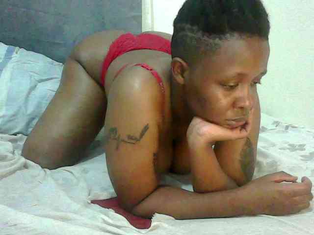 Sweetass24 webcam
