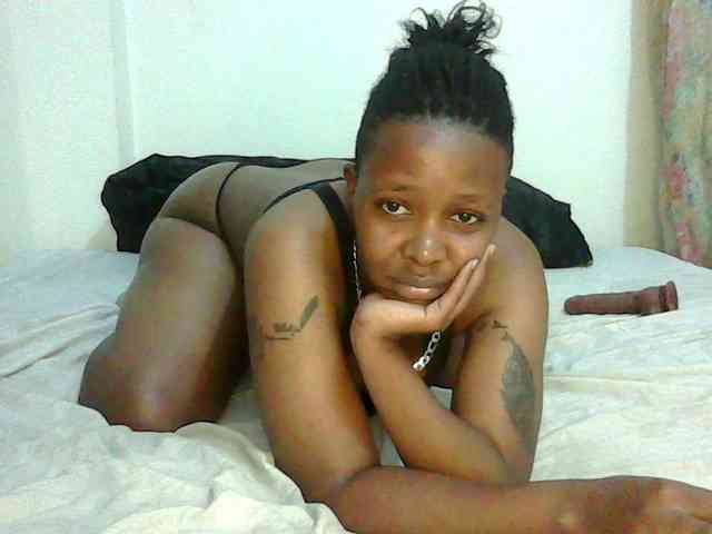 Sweetass24 webcam