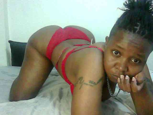 Sweetass24 webcam