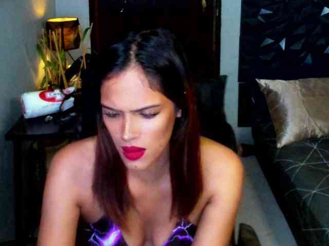 Rochellebones webcam
