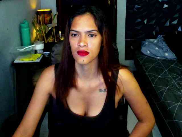 Rochellebones webcam