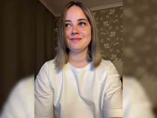 MissAlina_ webcam