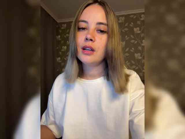 MissAlina_ webcam