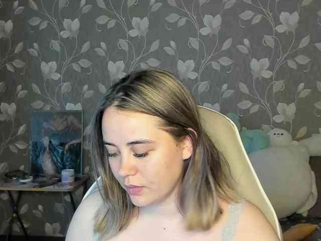ALINKAisMALINKA Live Webcam on BongaCams