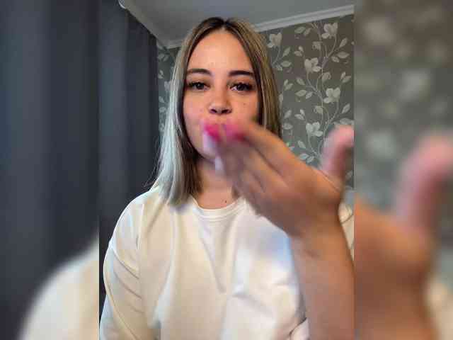 MissAlina_ webcam