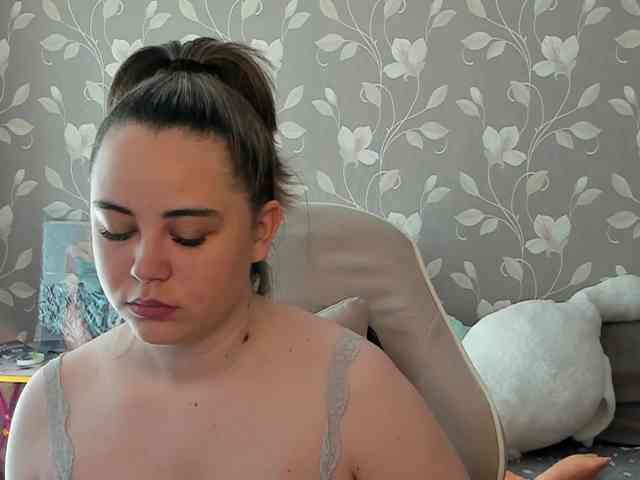 MissAlina_ webcam