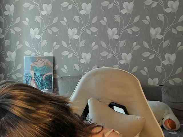 MissAlina_ webcam