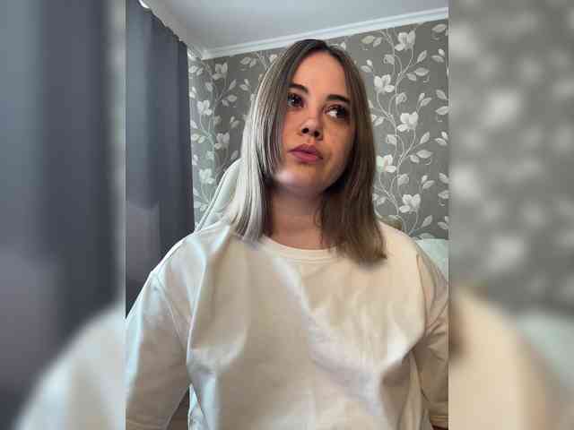MissAlina_ webcam