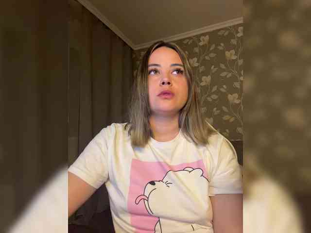 MissAlina_ webcam