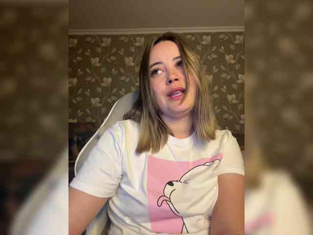 MissAlina_ webcam