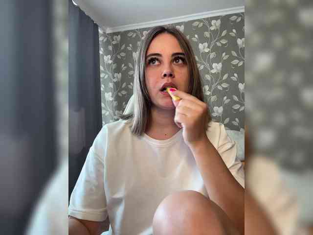 MissAlina_ webcam