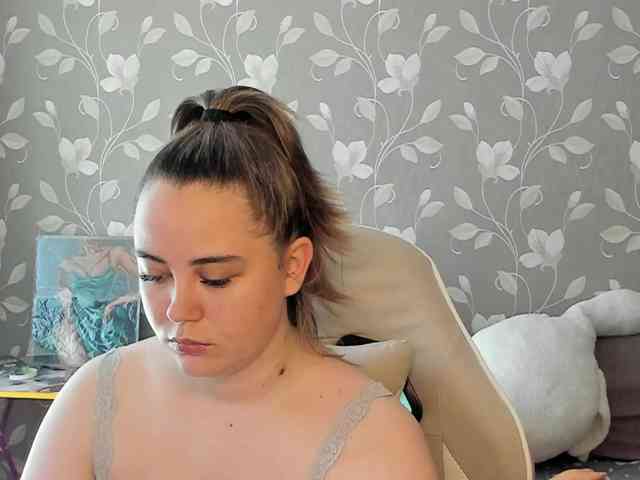 MissAlina_ webcam
