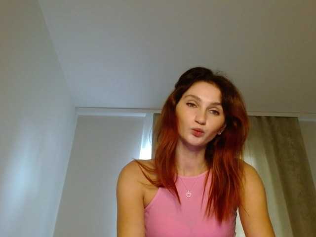 CarmelinaDesire webcam bongacams model stream image