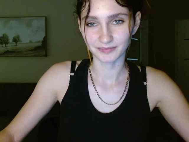 CarmelinaDesire webcam