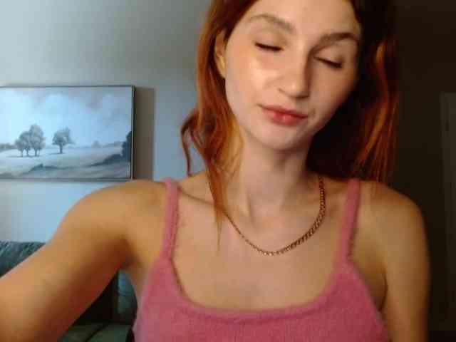 CarmelinaDesire webcam