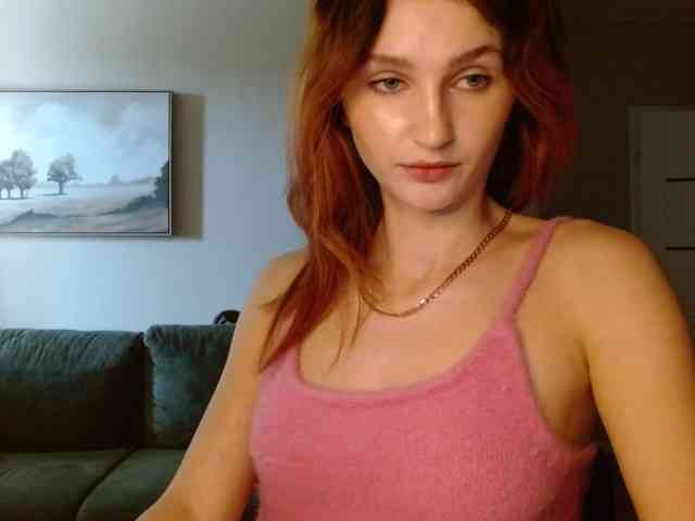 CarmelinaDesire webcam