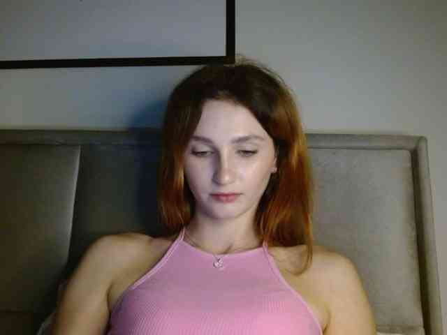 CarmelinaDesire webcam