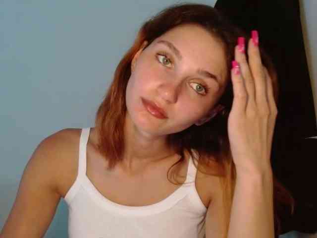 CarmelinaDesire webcam