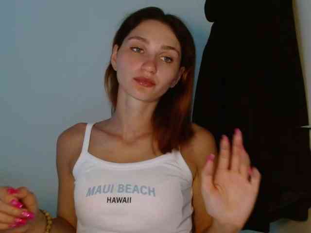 CarmelinaDesire webcam