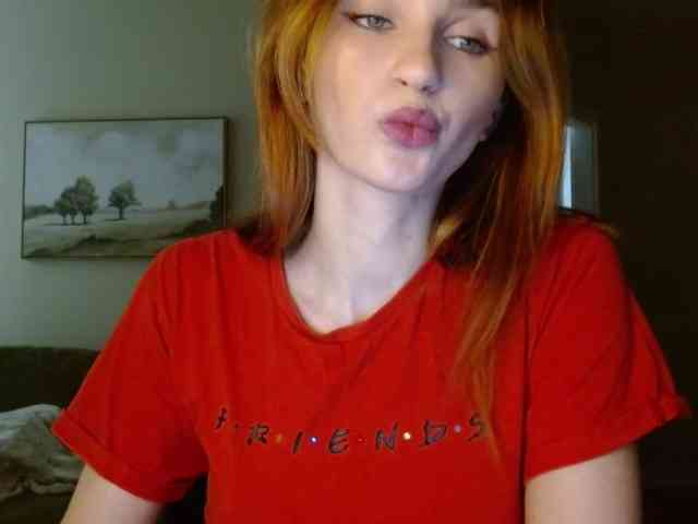 CarmelinaDesire webcam
