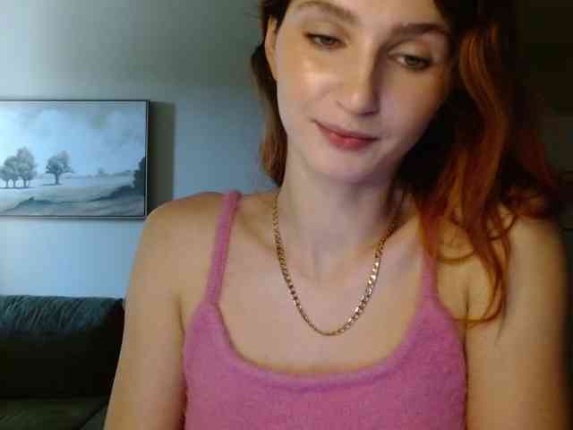 Модель: CarmelinaDesire