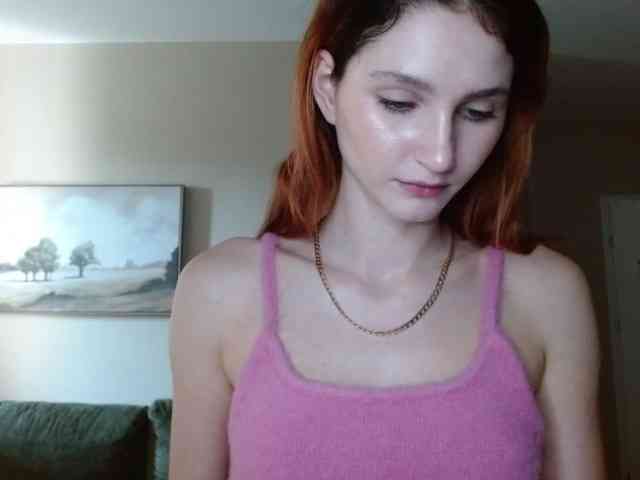 CarmelinaDesire webcam