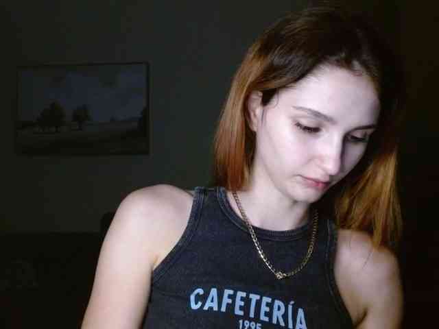 CarmelinaDesire webcam