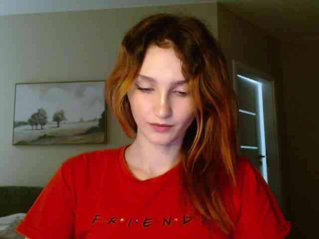 CarmelinaDesire webcam