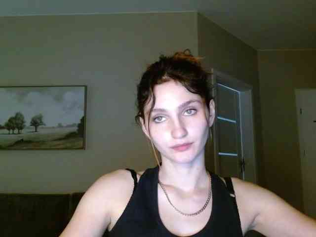 CarmelinaDesire webcam