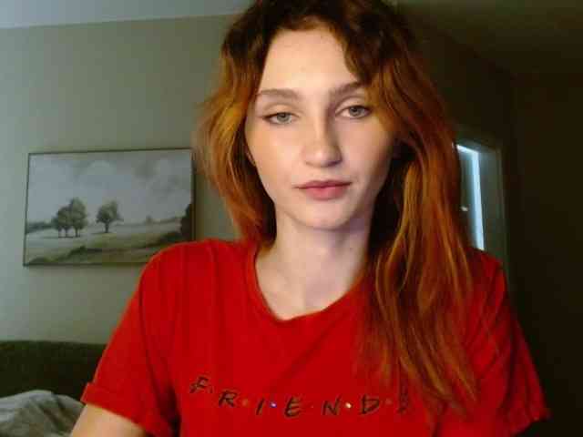 CarmelinaDesire webcam