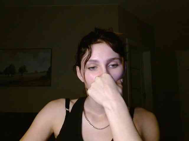 CarmelinaDesire webcam