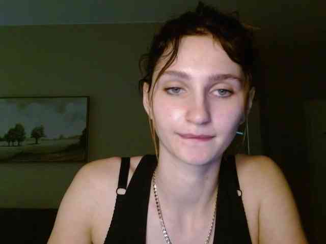 CarmelinaDesire webcam