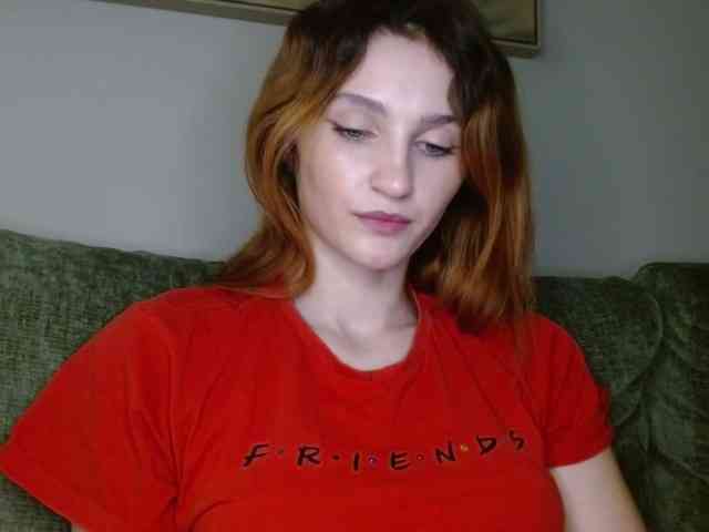 CarmelinaDesire webcam