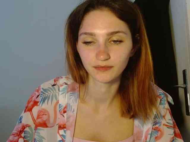 CarmelinaDesire webcam