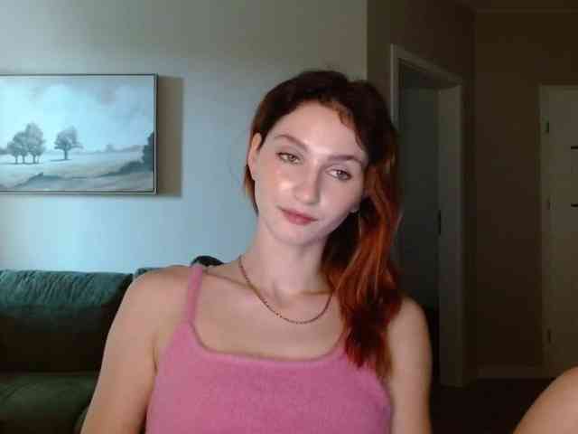 CarmelinaDesire webcam