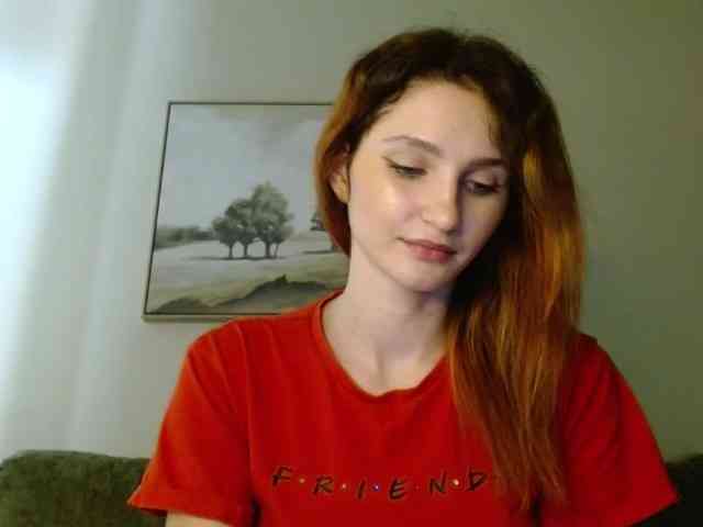 CarmelinaDesire webcam