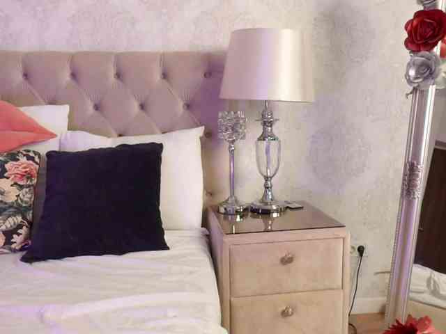 AnnaKarina AnnaKarina