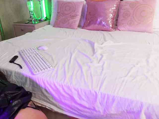 AnnaKarina webcam