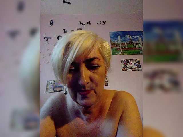DearLady webcam