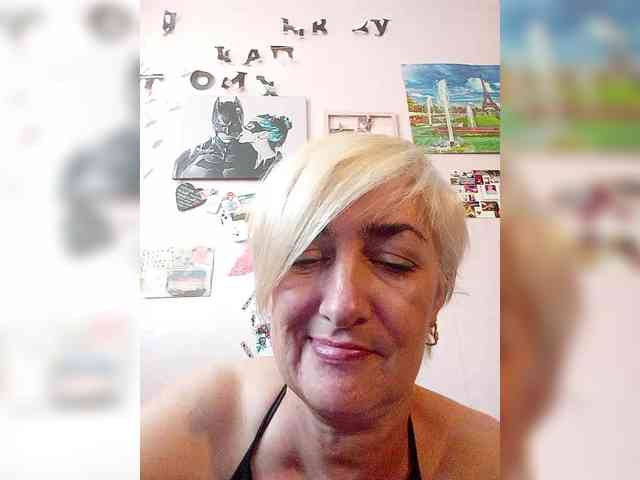DearLady webcam