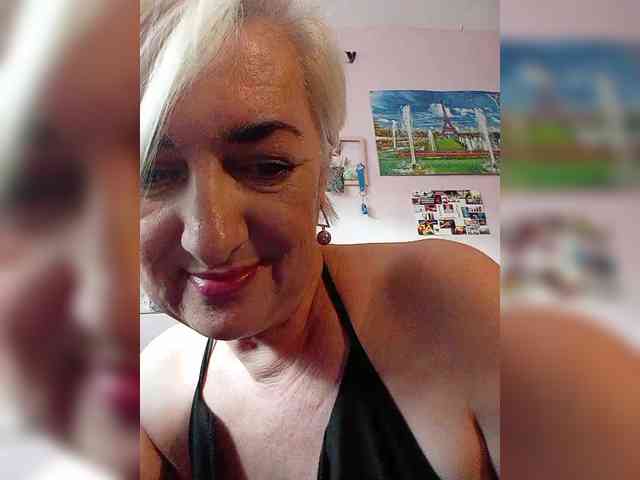 DearLady webcam