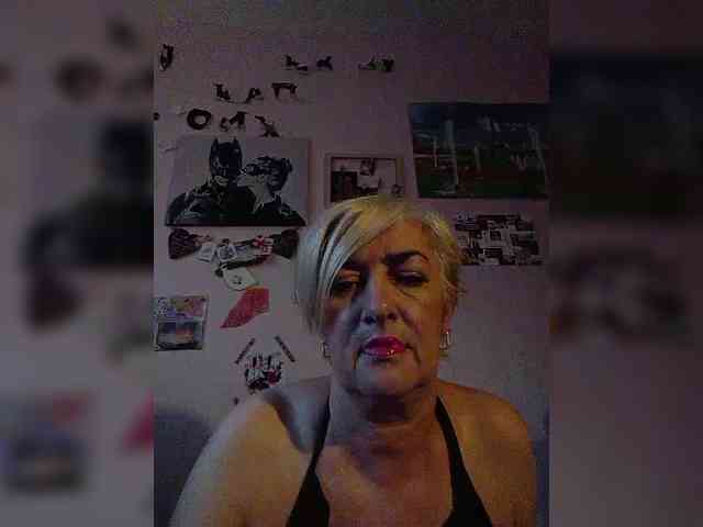 DearLady webcam