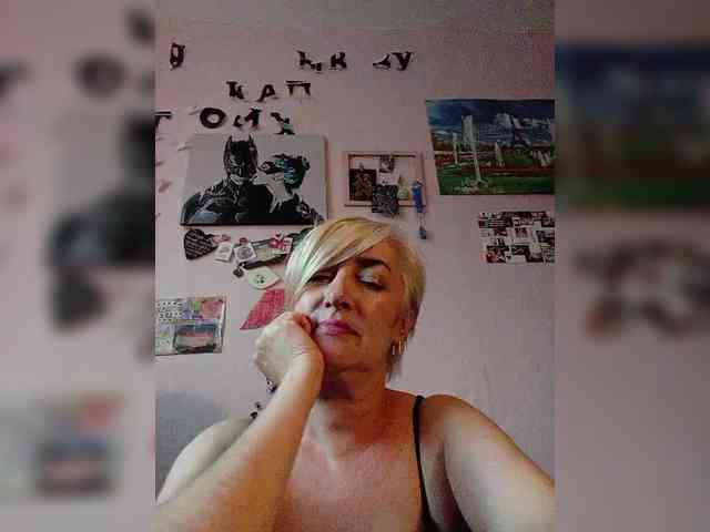 DearLady webcam