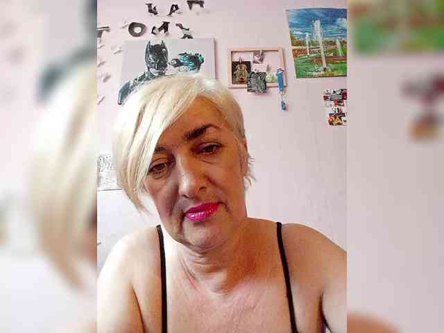 DearLady webcam