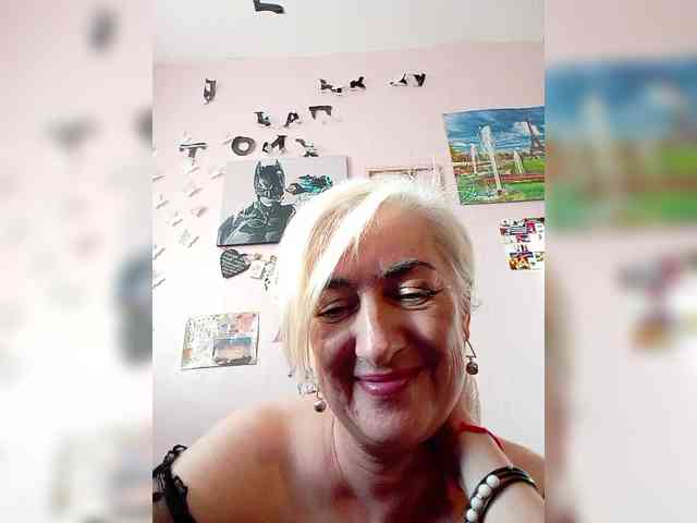 DearLady webcam