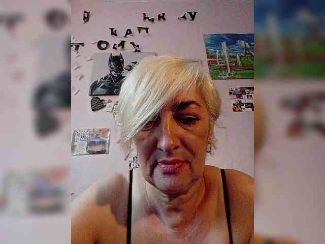 DearLady webcam