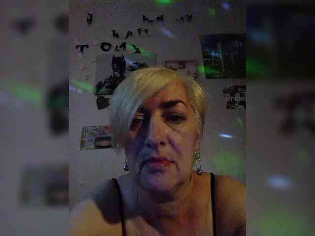DearLady webcam