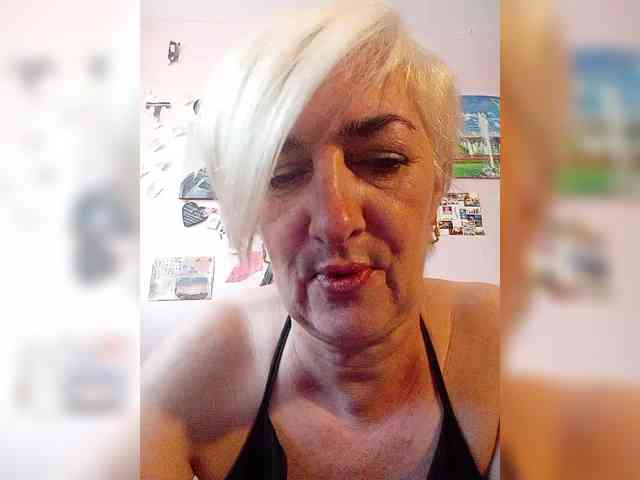 DearLady webcam